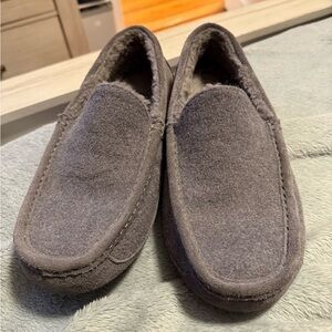 Ugg Men’s Ascot Slippers